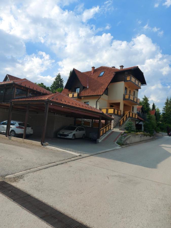 Apartments Monte Vista ズラティボール 部屋 写真